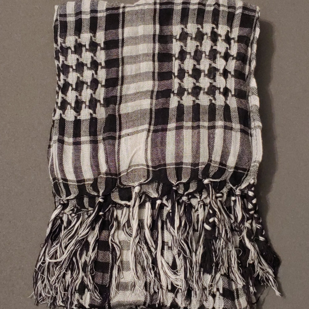Head Scarf / Wrap 40" X 33"   ( L x W )
